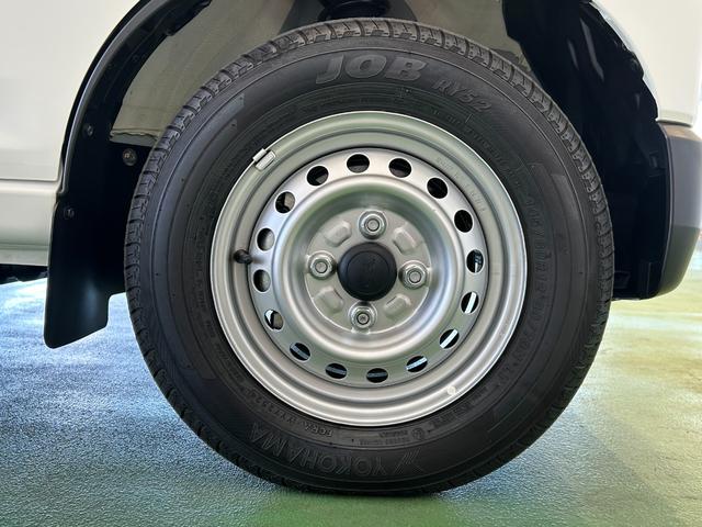 ハイゼットカーゴＤＸラジオチューナー　ＥＴＣ車載器　マニュアルエアコン　運転席・助手席パワーウィンドウ　アイドリングストップ機能　コーナーセンサー　衝突被害軽減ブレーキ　キーレスエントリーシステム（奈良県）の中古車