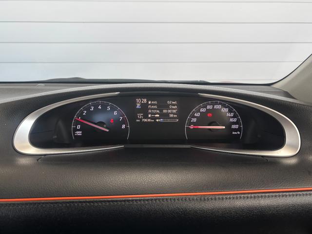 シエンタＧナビゲーション　バックカメラ　両側電動スライドドア　ＥＴＣ車載器　後席モニター　電動格納式ドアミラー　パワーウィンドウ　アイドリングストップ機能　プッシュスタートスイッチ　キーフリーシステム（奈良県）の中古車