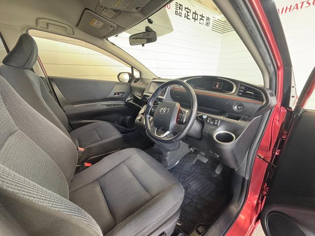 シエンタＧナビゲーション　バックカメラ　両側電動スライドドア　ＥＴＣ車載器　後席モニター　電動格納式ドアミラー　パワーウィンドウ　アイドリングストップ機能　プッシュスタートスイッチ　キーフリーシステム（奈良県）の中古車