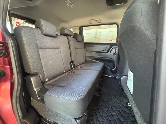 シエンタＧナビゲーション　バックカメラ　両側電動スライドドア　ＥＴＣ車載器　後席モニター　電動格納式ドアミラー　パワーウィンドウ　アイドリングストップ機能　プッシュスタートスイッチ　キーフリーシステム（奈良県）の中古車