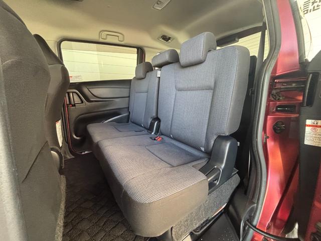 シエンタＧナビゲーション　バックカメラ　両側電動スライドドア　ＥＴＣ車載器　後席モニター　電動格納式ドアミラー　パワーウィンドウ　アイドリングストップ機能　プッシュスタートスイッチ　キーフリーシステム（奈良県）の中古車