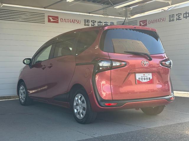 シエンタＧナビゲーション　バックカメラ　両側電動スライドドア　ＥＴＣ車載器　後席モニター　電動格納式ドアミラー　パワーウィンドウ　アイドリングストップ機能　プッシュスタートスイッチ　キーフリーシステム（奈良県）の中古車