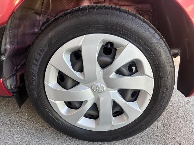 シエンタＧナビゲーション　バックカメラ　両側電動スライドドア　ＥＴＣ車載器　後席モニター　電動格納式ドアミラー　パワーウィンドウ　アイドリングストップ機能　プッシュスタートスイッチ　キーフリーシステム（奈良県）の中古車