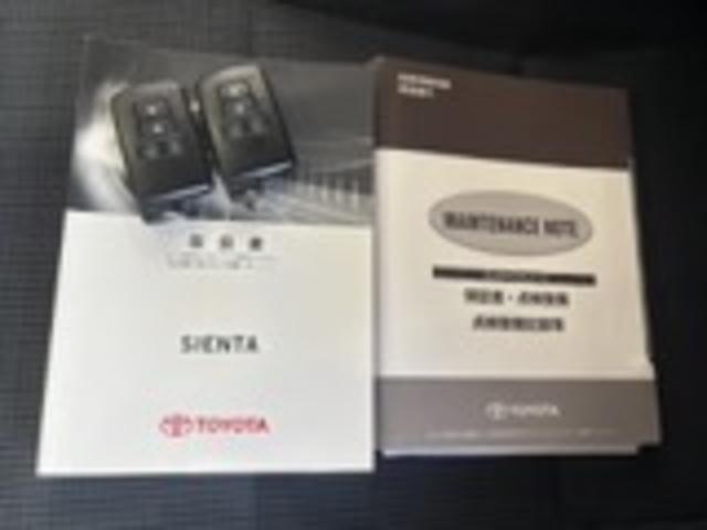 シエンタＧナビゲーション　バックカメラ　両側電動スライドドア　ＥＴＣ車載器　後席モニター　電動格納式ドアミラー　パワーウィンドウ　アイドリングストップ機能　プッシュスタートスイッチ　キーフリーシステム（奈良県）の中古車