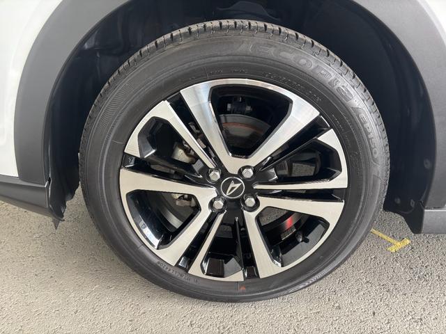 ロッキーＧパノラマモニター対応　ドライブレコーダー　ＥＴＣ　運転席・助手席シートヒーター　オートエアコン　電動格納式ドアミラー　パワーウィンドウ　アルミホイール　プッシュスタートスイッチ　キーフリーシステム（奈良県）の中古車