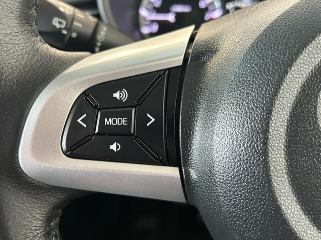 ムーヴカスタム　ＲＳ　ハイパーリミテッドＳＡIIIパノラマモニタ−対応　ＣＤオーディオ　プッシュボタンスタ−ト　片側シ−トヒ−タ−　衝突被害軽減ブレーキ　オ−トハイビ−ム　アイドリングストップ機能　ＬＥＤヘッドライト（奈良県）の中古車