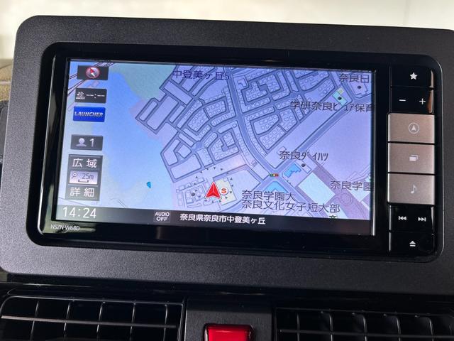 タントカスタムＸ４ＷＤ　ナビ　電動パーキング　両側電動スライドドア　プッシュボタンスタ−ト　コ−ナ−センサ−　衝突被害軽減ブレーキ　アイドリングストップ機能　シ−トヒ−タ−　パノラマモニタ−　ＬＥＤヘッドライト（奈良県）の中古車