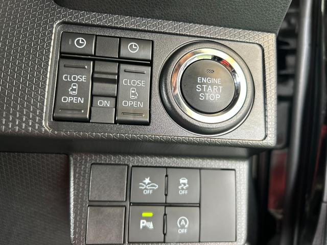 タントカスタムＸ４ＷＤ　ナビ　電動パーキング　両側電動スライドドア　プッシュボタンスタ−ト　コ−ナ−センサ−　衝突被害軽減ブレーキ　アイドリングストップ機能　シ−トヒ−タ−　パノラマモニタ−　ＬＥＤヘッドライト（奈良県）の中古車