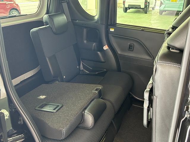 タントカスタムＸ４ＷＤ　ナビ　電動パーキング　両側電動スライドドア　プッシュボタンスタ−ト　コ−ナ−センサ−　衝突被害軽減ブレーキ　アイドリングストップ機能　シ−トヒ−タ−　パノラマモニタ−　ＬＥＤヘッドライト（奈良県）の中古車
