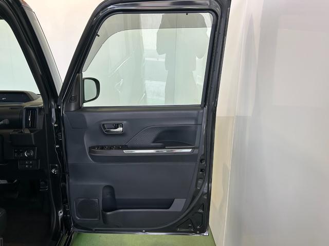 タントカスタムＸ４ＷＤ　ナビ　電動パーキング　両側電動スライドドア　プッシュボタンスタ−ト　コ−ナ−センサ−　衝突被害軽減ブレーキ　アイドリングストップ機能　シ−トヒ−タ−　パノラマモニタ−　ＬＥＤヘッドライト（奈良県）の中古車