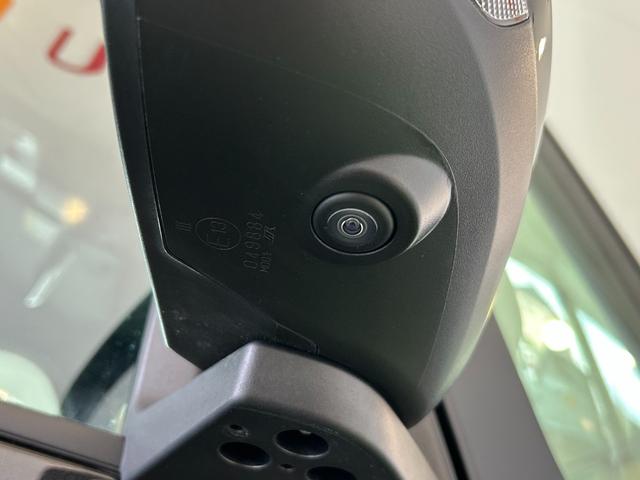 タントカスタムＸ４ＷＤ　ナビ　電動パーキング　両側電動スライドドア　プッシュボタンスタ−ト　コ−ナ−センサ−　衝突被害軽減ブレーキ　アイドリングストップ機能　シ−トヒ−タ−　パノラマモニタ−　ＬＥＤヘッドライト（奈良県）の中古車