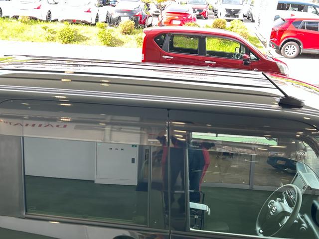 タントカスタムＸ４ＷＤ　ナビ　電動パーキング　両側電動スライドドア　プッシュボタンスタ−ト　コ−ナ−センサ−　衝突被害軽減ブレーキ　アイドリングストップ機能　シ−トヒ−タ−　パノラマモニタ−　ＬＥＤヘッドライト（奈良県）の中古車
