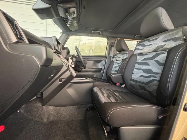 タフトG クロムベンチャーバックカメラ対応 電動パーキングブレーキ 運転席・助手席シートヒーター オートエアコン 電動格納式ドアミラー パワーウィンドウ プッシュスタートスイッチ キーフリーシステム アイドリングストップ機能(奈良県)の中古車