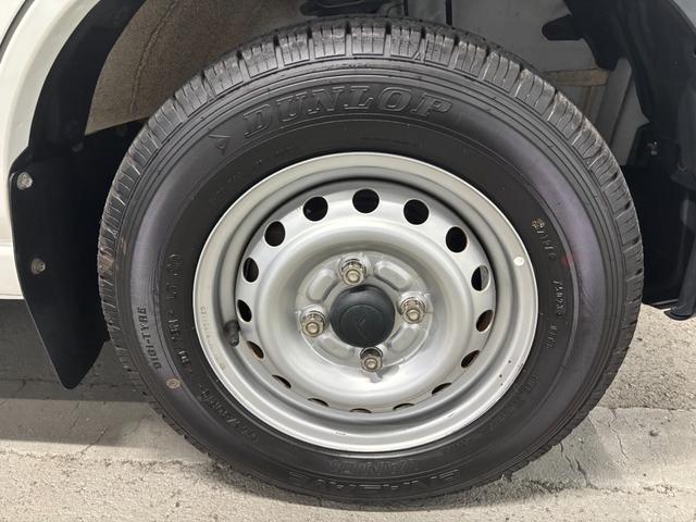 ハイゼットカーゴデラックスＳＡIIIラジオチューナー　マニュアルエアコン　運転席・助手席パワーウィンドウ　アイドリングストップ機能　キーレスエントリーシステム（奈良県）の中古車