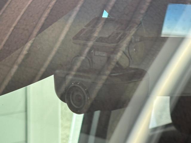 ムーヴＸリミテッドII　ＳＡIII純正ナビ　バックカメラ　ドライブレコーダー　ＥＴＣ車載器　ＴＶコントロール　運転席シートヒーター　電動格納式ドアミラー　パワーウィンドウ　キーフリーシステム　オートエアコン　プッシュスタートスイッチ（奈良県）の中古車