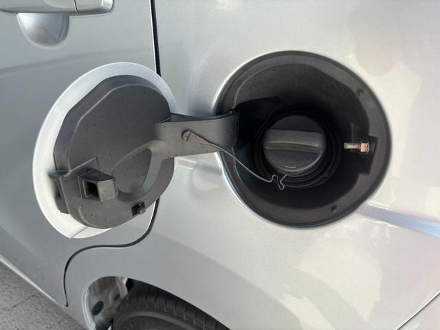 ムーヴＸリミテッドII　ＳＡIII純正ナビ　バックカメラ　ドライブレコーダー　ＥＴＣ車載器　ＴＶコントロール　運転席シートヒーター　電動格納式ドアミラー　パワーウィンドウ　キーフリーシステム　オートエアコン　プッシュスタートスイッチ（奈良県）の中古車