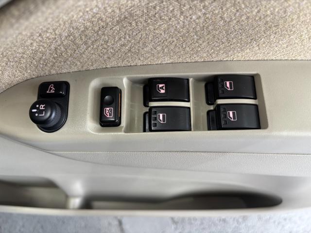 ムーヴＬＣＤ／ラジオチューナー　ＥＴＣ車載器　パワーウィンドウ　電動格納式ドアミラー　マニュアルエアコン　キーレスエントリーシステム（奈良県）の中古車