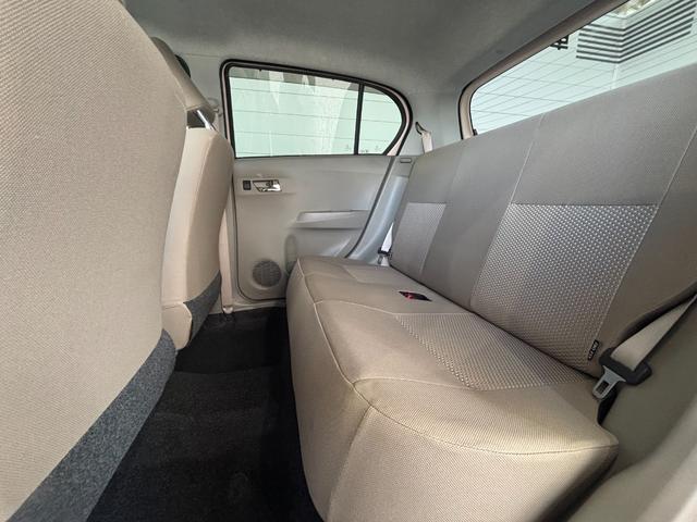 ミライースＸＣＤチューナー　マニュアルエアコン　電動格納式ドアミラー　パワーウィンドウ　アイドリングストップ機能　キーレスエントリーシステム　パワーステアリング（奈良県）の中古車