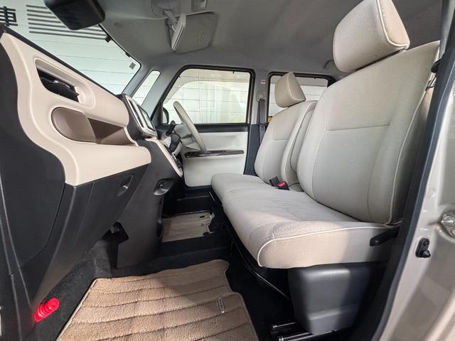 ムーヴキャンバスＧホワイトアクセントＶＳ　ＳＡIIIカーナビゲーション　パノラマカメラ　ＥＴＣ　ドライブレコーダー　オートエアコン　左右パワースライドドア　運転席シートヒーター　アイドリングストップ　ＬＥＤヘッドランプ　電動格納式ドアミラー（奈良県）の中古車