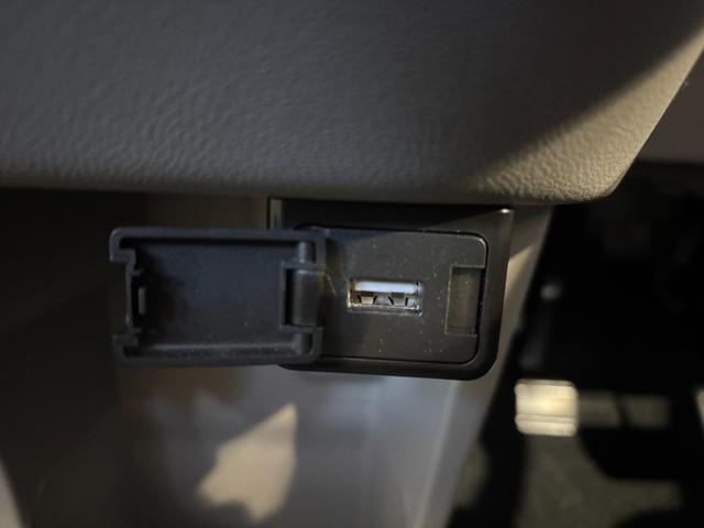 ムーヴＬ　ＳＡIIIナビゲーション　バックカメラ　ＴＶコントロール　ＥＴＣ車載器　ドライブレコーダー　電動格納式ドアミラー　パワーウィンドウ　マニュアルエアコン　キーレスエントリーシステム　アイドリングストップ機能（奈良県）の中古車