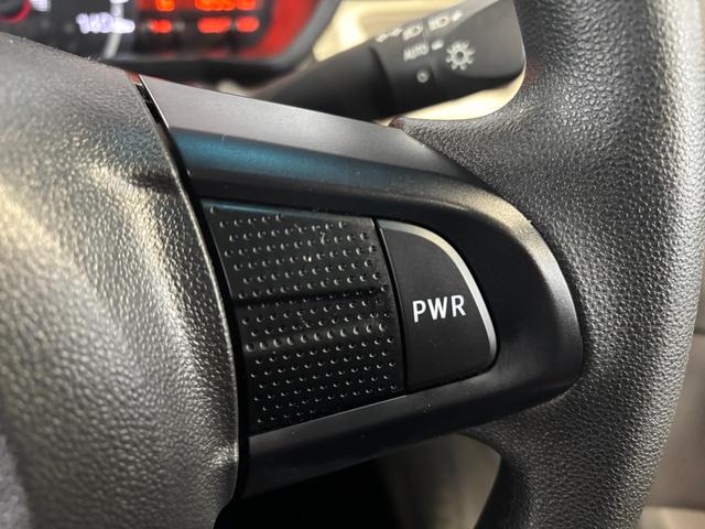 ムーヴＬ　ＳＡIIIナビゲーション　バックカメラ　ＴＶコントロール　ＥＴＣ車載器　ドライブレコーダー　電動格納式ドアミラー　パワーウィンドウ　マニュアルエアコン　キーレスエントリーシステム　アイドリングストップ機能（奈良県）の中古車