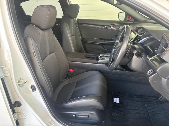 シビックハッチバックオートエアコン　アイドリングストップシステム　プッシュボタンスタート　キーレスエントリーシステム　ホンダセンシング　バックカメラ　ドライブレコーダー（奈良県）の中古車