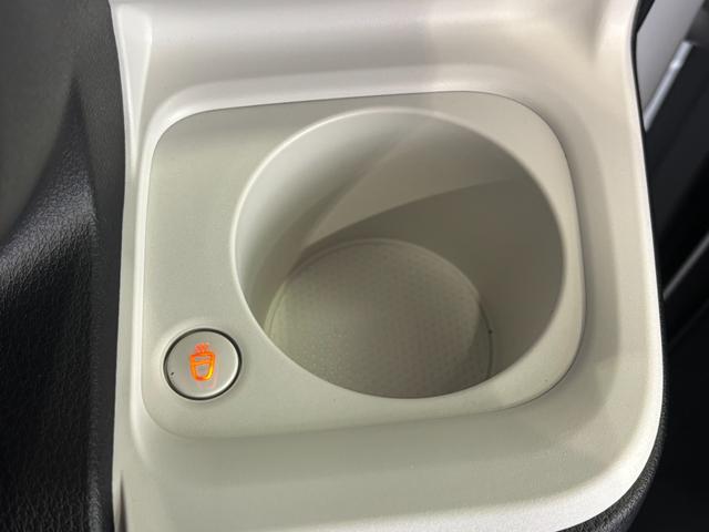 ムーヴキャンバスストライプスＧディスプレイオーディオ　パノラマモニター　両側電動スライドドア　ドライブレコーダー　ＥＴＣ　電動パーキングブレーキ　運転席・助手席シートヒーター　電動格納式ドアミラー　パワーウィンドウ　キーフリー（奈良県）の中古車