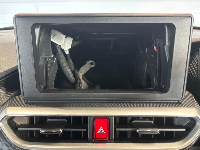 ロッキープレミアムＧナビ取付時バックカメラ対応　電動パーキングブレーキ　運転席・助手席シートヒーター　オートエアコン　パワーウィンドウ　電動格納式ドアミラー　キーフリーシステム　アルミホイール　アイドリングストップ機能（奈良県）の中古車