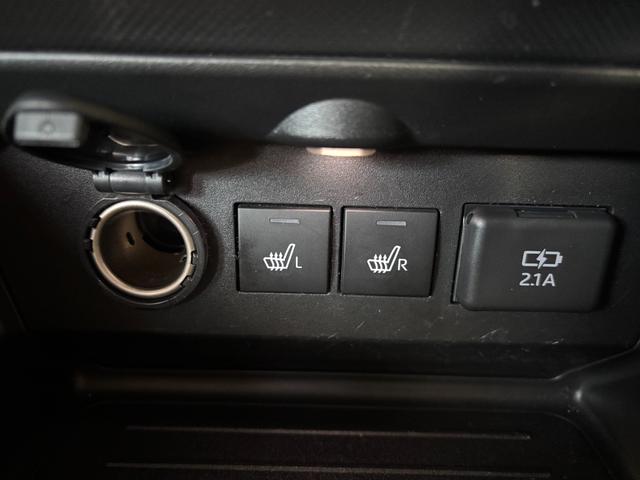 ロッキープレミアムＧナビ取付時バックカメラ対応　電動パーキングブレーキ　運転席・助手席シートヒーター　オートエアコン　パワーウィンドウ　電動格納式ドアミラー　キーフリーシステム　アルミホイール　アイドリングストップ機能（奈良県）の中古車