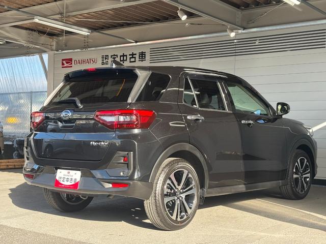 ロッキープレミアムＧナビ取付時バックカメラ対応　電動パーキングブレーキ　運転席・助手席シートヒーター　オートエアコン　パワーウィンドウ　電動格納式ドアミラー　キーフリーシステム　アルミホイール　アイドリングストップ機能（奈良県）の中古車