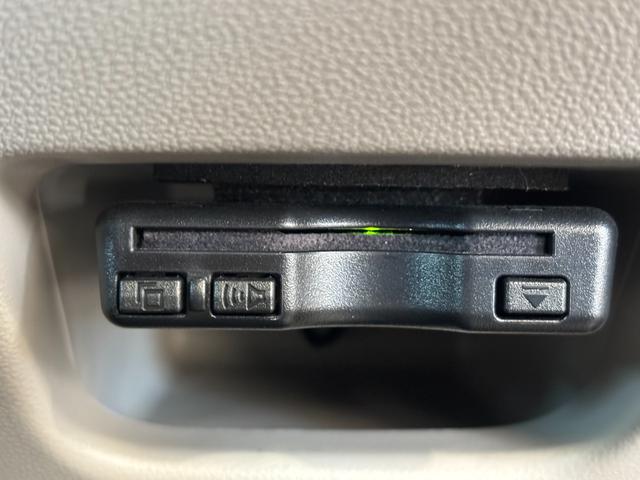 ムーヴＸリミテッドII　ＳＡIIIナビ　バックカメラ　ＴＶコントロール　オートエアコン　運転席シートヒーター　ＥＴＣ車載器　ドライブレコーダー　電動格納式ドアミラー　パワーウィンドウ　プッシュスタートスイッチ　キーフリーシステム（奈良県）の中古車