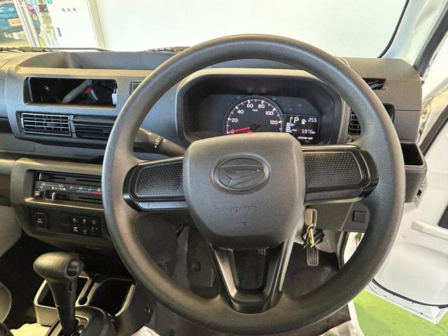 ハイゼットトラックスタンダードアイドリングストップ機能 コ−ナ−センサ− 衝突被害軽減ブレーキ アイドリングストップ機能 オートライト マニュアルエアコン(奈良県)の中古車