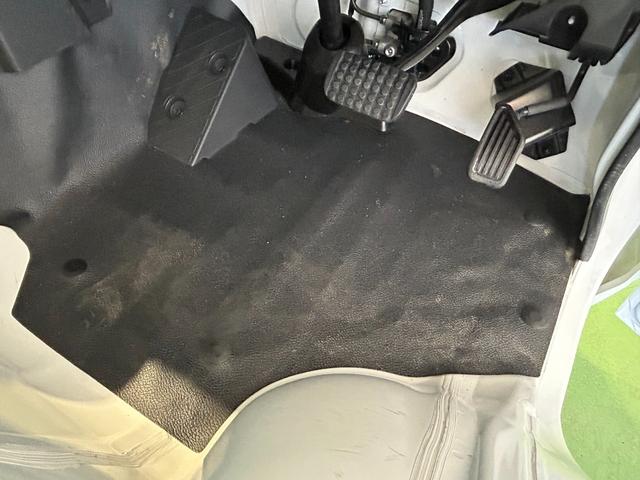 ハイゼットトラックスタンダードアイドリングストップ機能 コ−ナ−センサ− 衝突被害軽減ブレーキ アイドリングストップ機能 オートライト マニュアルエアコン(奈良県)の中古車