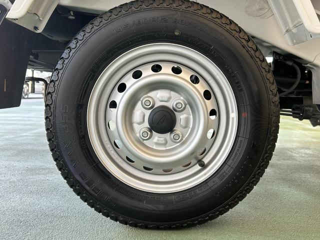 ハイゼットトラックスタンダードアイドリングストップ機能 コ−ナ−センサ− 衝突被害軽減ブレーキ アイドリングストップ機能 オートライト マニュアルエアコン(奈良県)の中古車