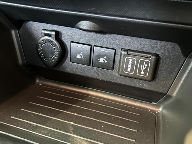 ロッキープレミアムGバックカメラ対応 プッシュボタンスタ−ト シ−トヒ−タ− 電動パーキング 全車速追従機能付ACC 衝突被害軽減ブレーキ コ−ナ−センサ− アイドリングストップ機能 LEDヘッドライト(奈良県)の中古車