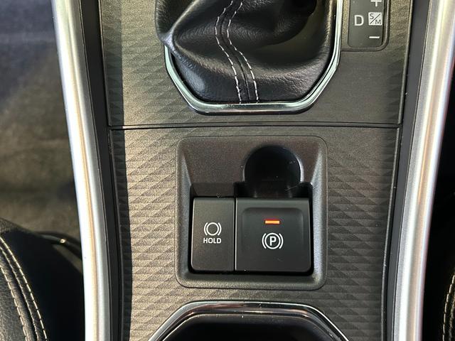 ロッキープレミアムGバックカメラ対応 プッシュボタンスタ−ト シ−トヒ−タ− 電動パーキング 全車速追従機能付ACC 衝突被害軽減ブレーキ コ−ナ−センサ− アイドリングストップ機能 LEDヘッドライト(奈良県)の中古車