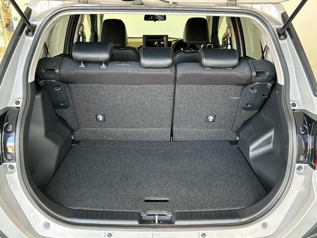 ロッキープレミアムGバックカメラ対応 プッシュボタンスタ−ト シ−トヒ−タ− 電動パーキング 全車速追従機能付ACC 衝突被害軽減ブレーキ コ−ナ−センサ− アイドリングストップ機能 LEDヘッドライト(奈良県)の中古車