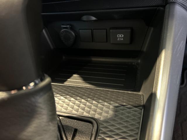 ライズＧナビ　ドラレコ　ＥＴＣ　コ−ナ−センサ−　衝突被害軽減ブレーキ　アイドリングストップ機能　パノラマモニタ−　ＬＥＤヘッドライト（奈良県）の中古車