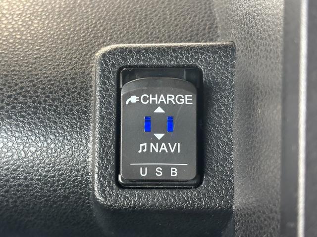 タントカスタムＸナビゲーション　バックカメラ　電動パーキングブレーキ　両側電動スライドドア　ＴＶコントロール　フロントシートヒーター　電動格納式ドアミラー　ＥＴＣ車載器　ドライブレコーダー　パワーウィンドウ（奈良県）の中古車