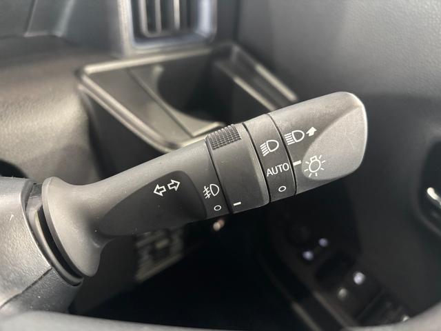 タントカスタムＸナビゲーション　バックカメラ　電動パーキングブレーキ　両側電動スライドドア　ＴＶコントロール　フロントシートヒーター　電動格納式ドアミラー　ＥＴＣ車載器　ドライブレコーダー　パワーウィンドウ（奈良県）の中古車