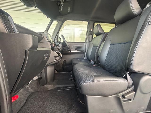 タントカスタムＸナビゲーション　バックカメラ　電動パーキングブレーキ　両側電動スライドドア　ＴＶコントロール　フロントシートヒーター　電動格納式ドアミラー　ＥＴＣ車載器　ドライブレコーダー　パワーウィンドウ（奈良県）の中古車