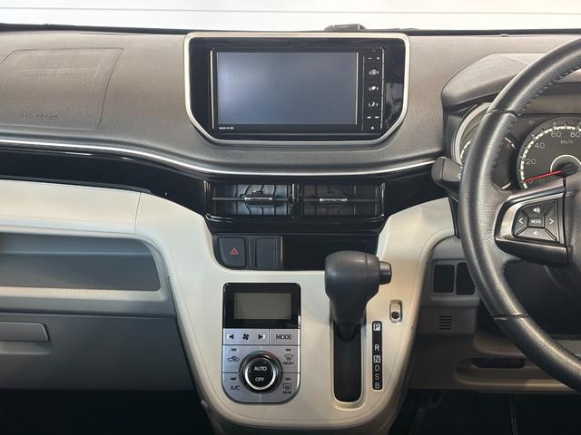 ムーヴＸリミテッドII　ＳＡIIIナビゲーション　バックカメラ　ドライブレコーダー　オートエアコン　運転席シートヒーター　電動格納式ドアミラー　パワーウィンドウ　プッシュスタートスイッチ　キーフリーシステム　アルミホイール（奈良県）の中古車