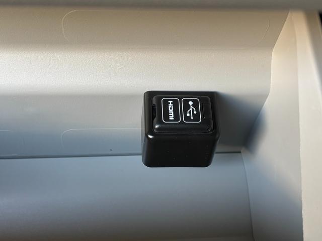 ムーヴＸリミテッドII　ＳＡIIIナビゲーション　バックカメラ　ドライブレコーダー　オートエアコン　運転席シートヒーター　電動格納式ドアミラー　パワーウィンドウ　プッシュスタートスイッチ　キーフリーシステム　アルミホイール（奈良県）の中古車