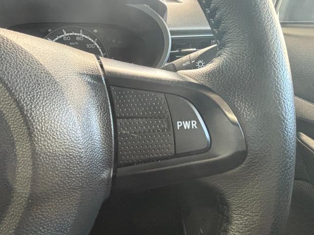 ムーヴＸリミテッドII　ＳＡIIIナビゲーション　バックカメラ　ドライブレコーダー　オートエアコン　運転席シートヒーター　電動格納式ドアミラー　パワーウィンドウ　プッシュスタートスイッチ　キーフリーシステム　アルミホイール（奈良県）の中古車