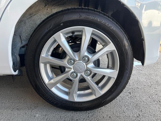 ムーヴＸリミテッドII　ＳＡIIIナビゲーション　バックカメラ　ドライブレコーダー　オートエアコン　運転席シートヒーター　電動格納式ドアミラー　パワーウィンドウ　プッシュスタートスイッチ　キーフリーシステム　アルミホイール（奈良県）の中古車