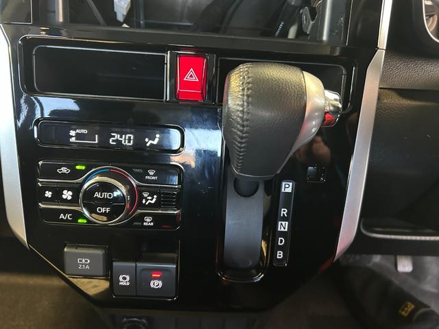 トールカスタムＧ　ターボバックカメラ対応　電動パーキング　両側電動スライドドア　プッシュボタンスタ−ト　衝突被害軽減ブレーキ　アイドリングストップ機能　コ−ナ−センサ−　クル−ズコントロ−ル（奈良県）の中古車