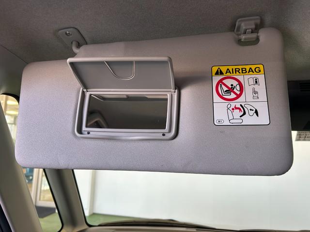 トールカスタムＧ　ターボバックカメラ対応　電動パーキング　両側電動スライドドア　プッシュボタンスタ−ト　衝突被害軽減ブレーキ　アイドリングストップ機能　コ−ナ−センサ−　クル−ズコントロ−ル（奈良県）の中古車