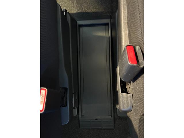 トールカスタムＧ　ターボバックカメラ対応　電動パーキング　両側電動スライドドア　プッシュボタンスタ−ト　衝突被害軽減ブレーキ　アイドリングストップ機能　コ−ナ−センサ−　クル−ズコントロ−ル（奈良県）の中古車