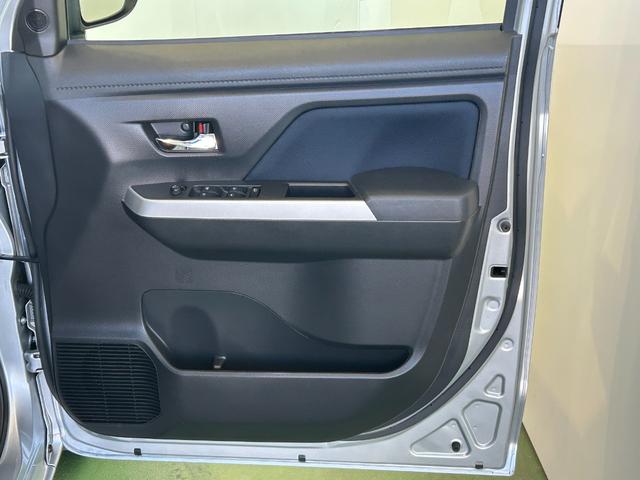 トールカスタムＧ　ターボバックカメラ対応　電動パーキング　両側電動スライドドア　プッシュボタンスタ−ト　衝突被害軽減ブレーキ　アイドリングストップ機能　コ−ナ−センサ−　クル−ズコントロ−ル（奈良県）の中古車