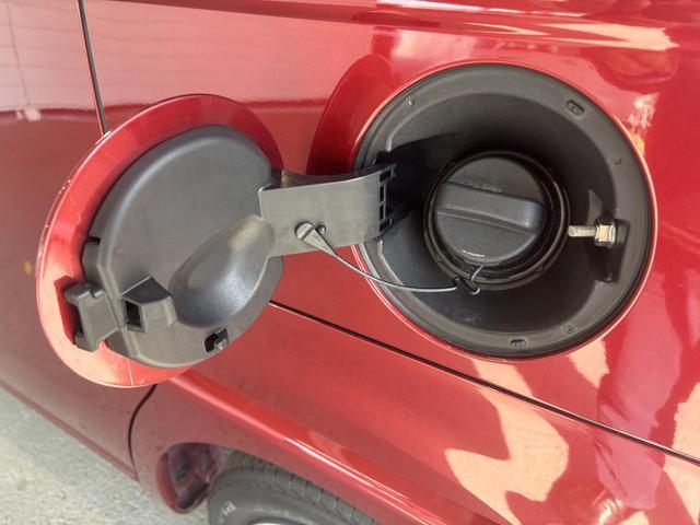 ムーヴキャンバスＧ　ＳＡIIナビゲーション　パノラマモニター　ドライブレコーダー　ＴＶコントロール　オートエアコン　電動格納式ドアミラー　パワーウィンドウ　プッシュスタートスイッチ　キーフリーシステム　アイドリングストップ機能（奈良県）の中古車